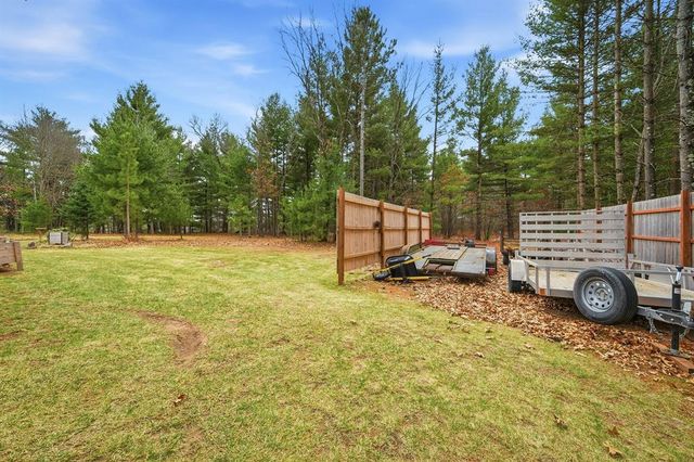 909 Thistle Lane, Eau Claire, WI 54703
