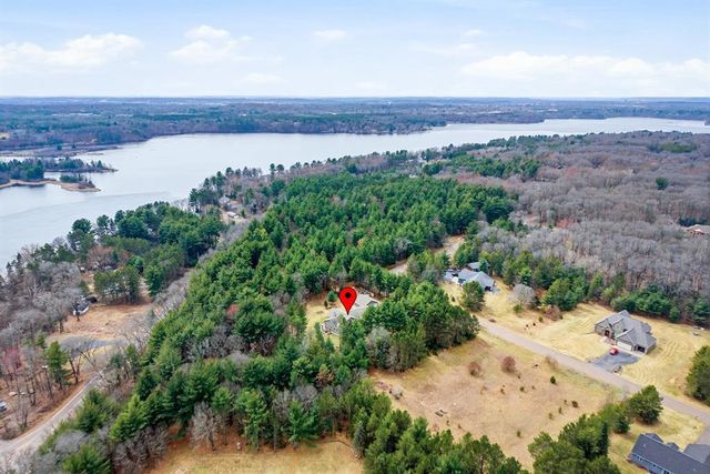 909 Thistle Lane, Eau Claire, WI 54703