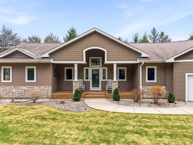 909 Thistle Lane, Eau Claire, WI 54703