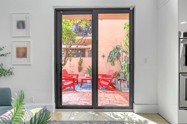 6532 Via Rosa, Boca Raton, FL 33433