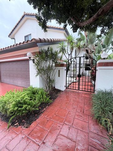 6532 Via Rosa, Boca Raton, FL 33433