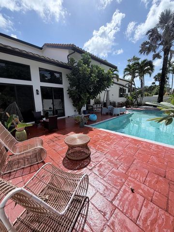 6532 Via Rosa, Boca Raton, FL 33433