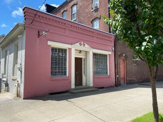 56 4th St, Montague, MA 01376