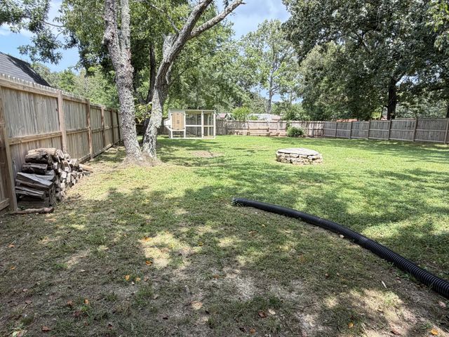 15 Forrest Ave, Hohenwald, TN 38462