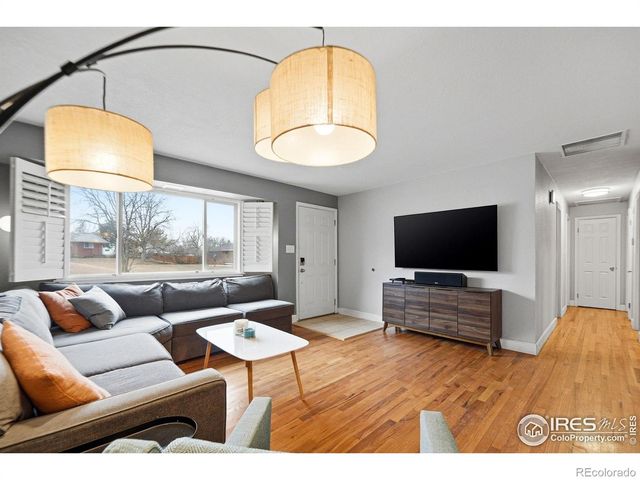 6034 S Steele Street, Centennial, CO 80121