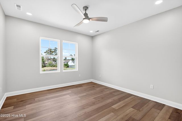 320 Landon Lane, Sneads Ferry, NC 28460