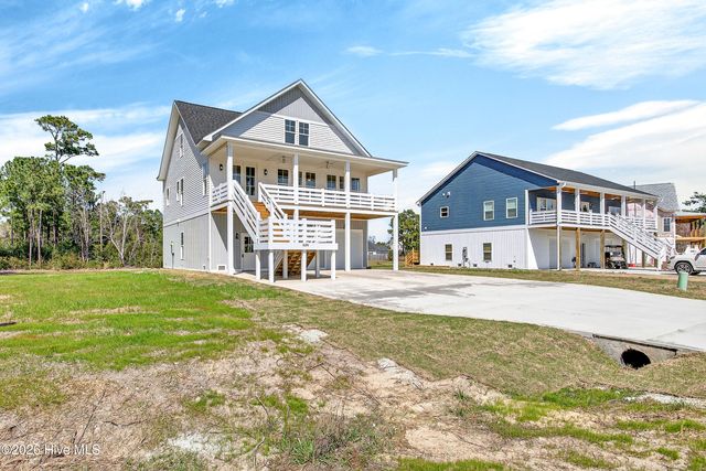 320 Landon Lane, Sneads Ferry, NC 28460