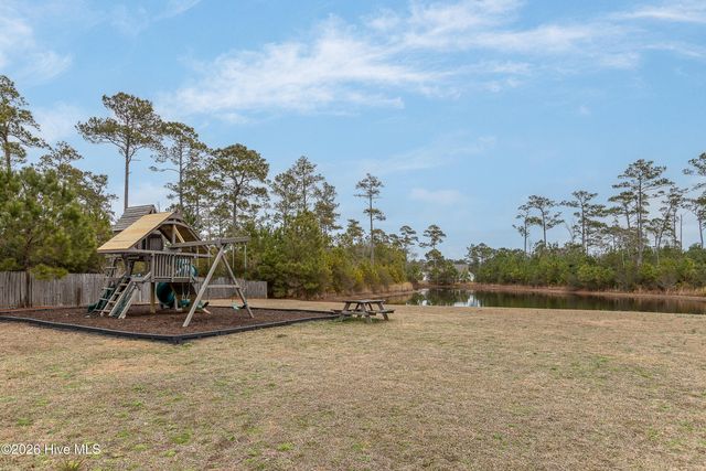 320 Landon Lane, Sneads Ferry, NC 28460