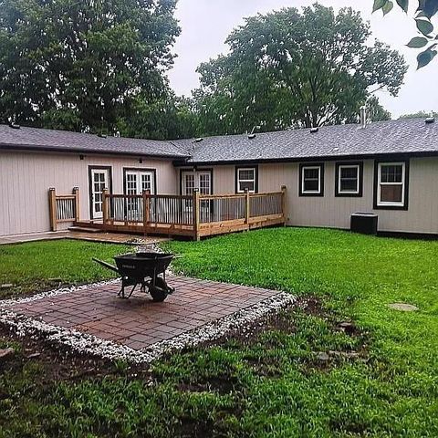 9806 Bennington Avenue, Kansas City, MO 64134