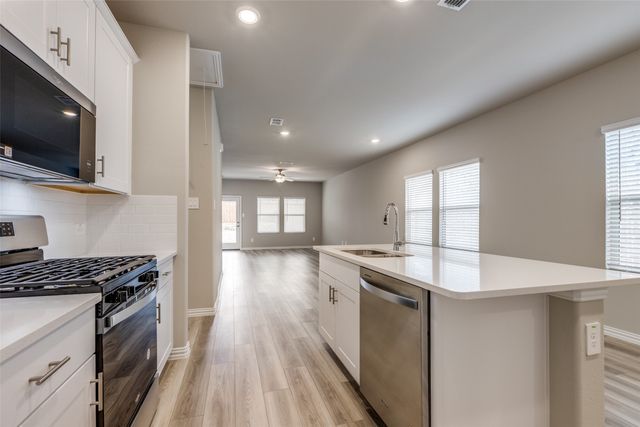 4805 Everly Court, Princeton, TX 75071