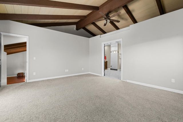 23523 Shadow Dr, Auburn, CA 95602