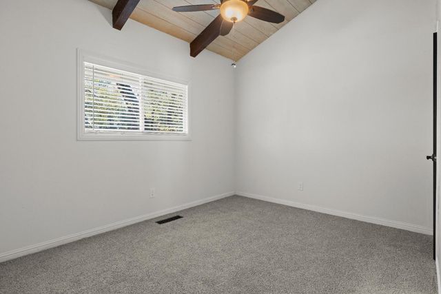 23523 Shadow Dr, Auburn, CA 95602