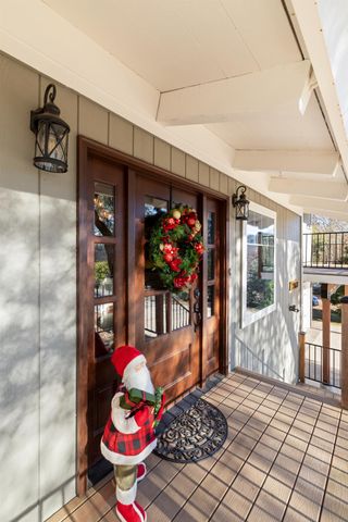 23523 Shadow Dr, Auburn, CA 95602