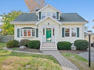 167 Cedar St, Dedham, MA 02026