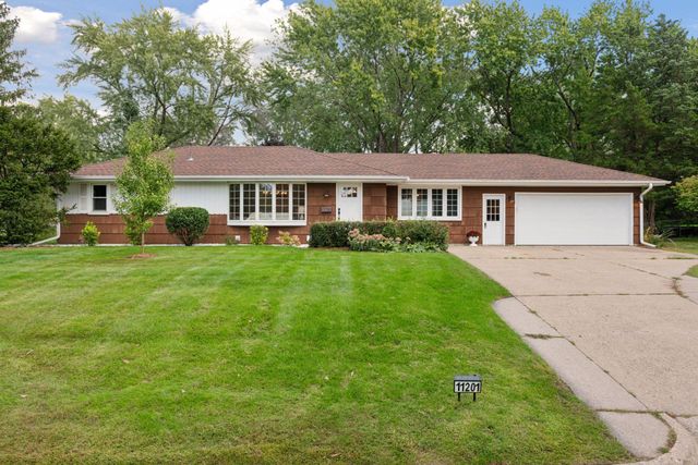 11201 Ewing Avenue S, Bloomington, MN 55431