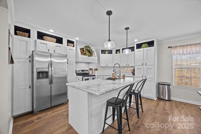 247 Aden Green Road, Mill Spring, NC 28756