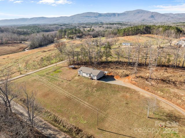 247 Aden Green Road, Mill Spring, NC 28756