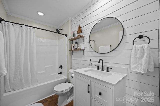 247 Aden Green Road, Mill Spring, NC 28756