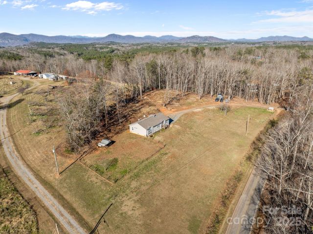 247 Aden Green Road, Mill Spring, NC 28756