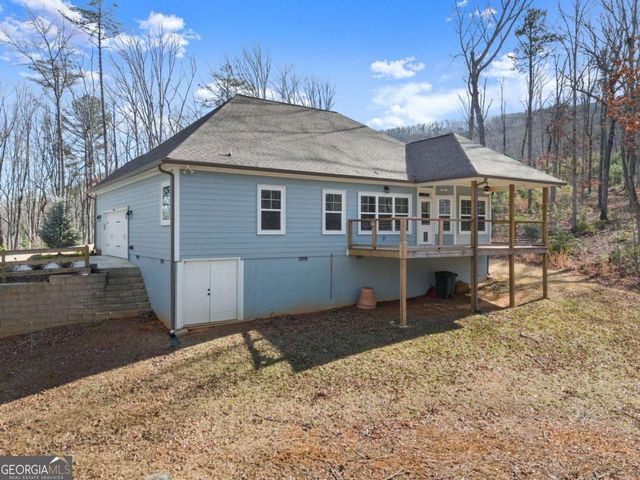 562 Yonah Lake Drive, Sautee Nacoochee, GA 30571