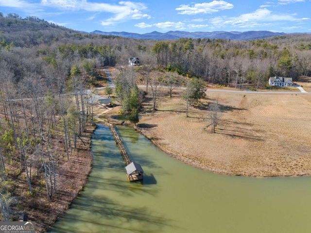 562 Yonah Lake Drive, Sautee Nacoochee, GA 30571