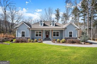 562 Yonah Lake Drive, Sautee Nacoochee, GA 30571