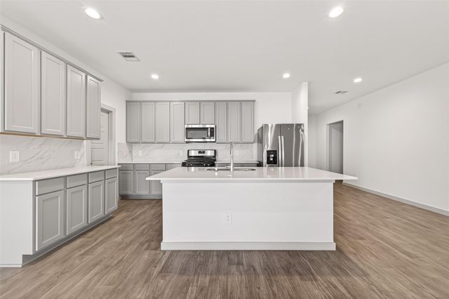 1826 Sandy Trail Lane, Richmond, TX 77469