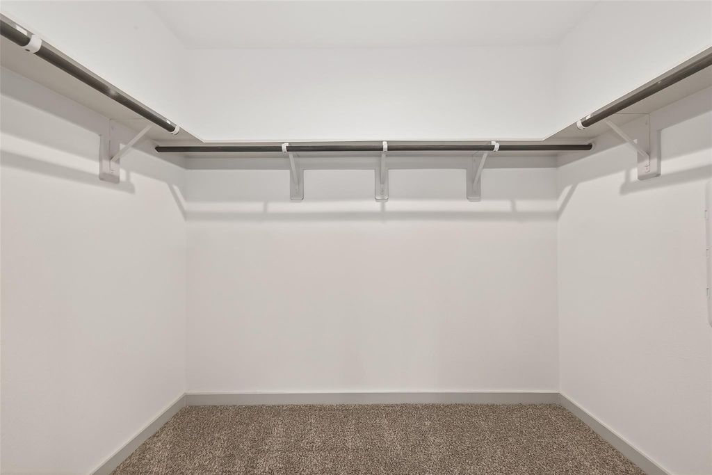 Image 32 of property listing at 1826 Sandy Trail Lane, Richmond, TX 77469