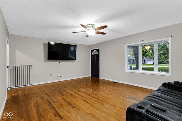 2243 Churchman Avenue, Beech Grove, IN 46107