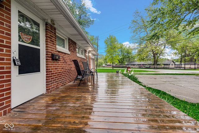 2243 Churchman Avenue, Beech Grove, IN 46107
