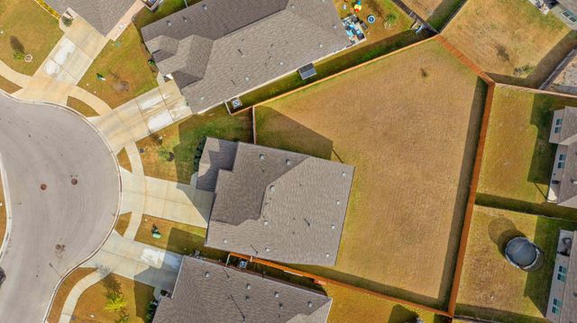 204 Magione ST, Hutto, TX 78634