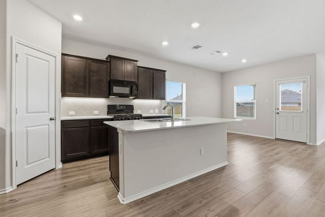 204 Magione ST, Hutto, TX 78634