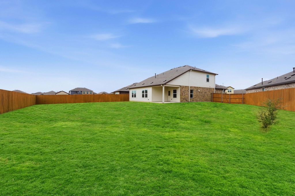 204 Magione ST, Hutto, TX 78634