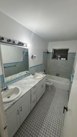 5401 W Park Road, Hollywood, FL 33021