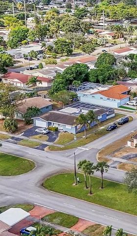 5401 W Park Road, Hollywood, FL 33021