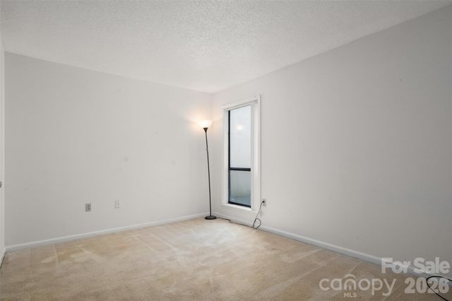 7203 Winery Lane, Charlotte, NC 28227