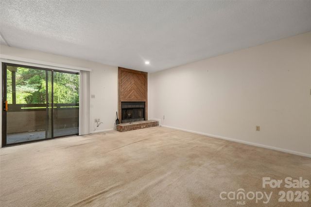7203 Winery Lane, Charlotte, NC 28227