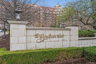 111 Cherry Valley Avenue 707, Garden City, NY 11530