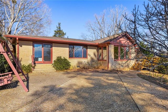 120 Overlook Drive, Gainesville, GA 30506