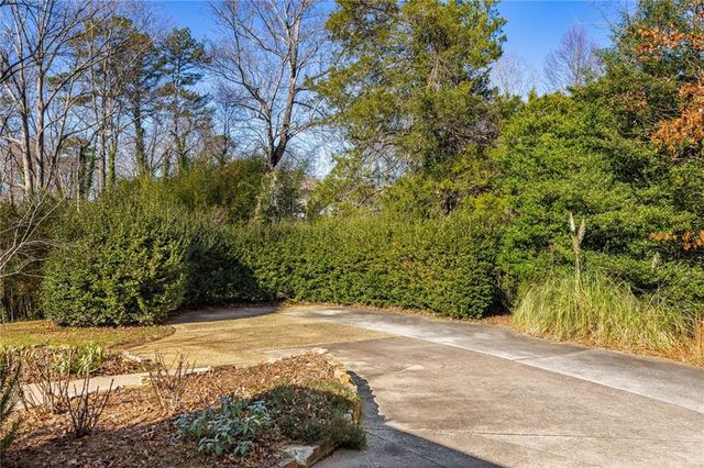 120 Overlook Drive, Gainesville, GA 30506