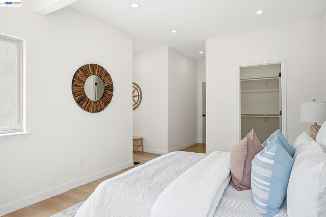 2013 Dolphin Dr, Aptos, CA 95003