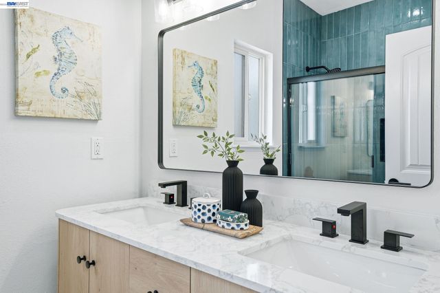 2013 Dolphin Dr, Aptos, CA 95003