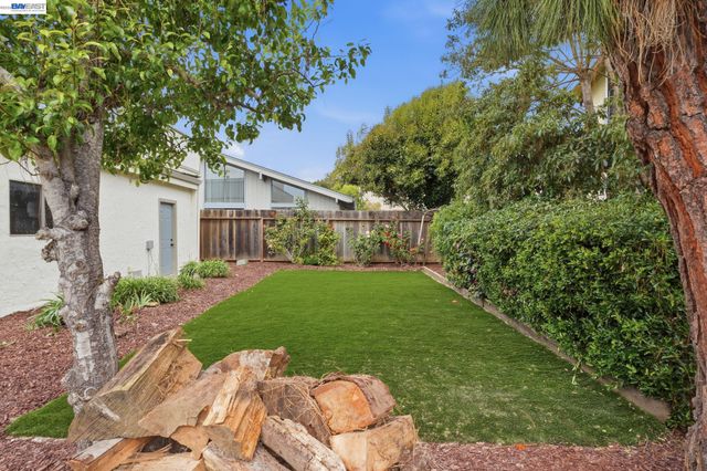 2013 Dolphin Dr, Aptos, CA 95003