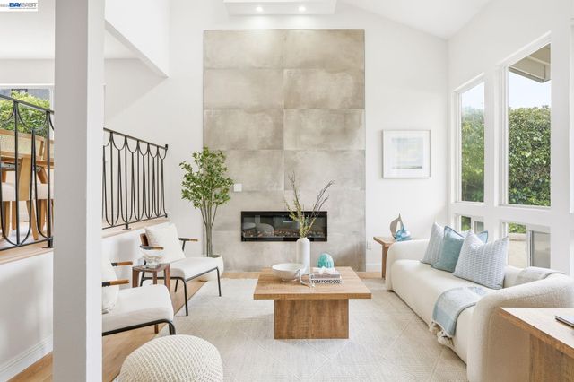 2013 Dolphin Dr, Aptos, CA 95003