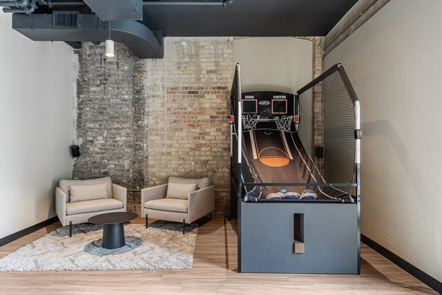 2032 N Clybourn Avenue 301, Chicago, IL 60614