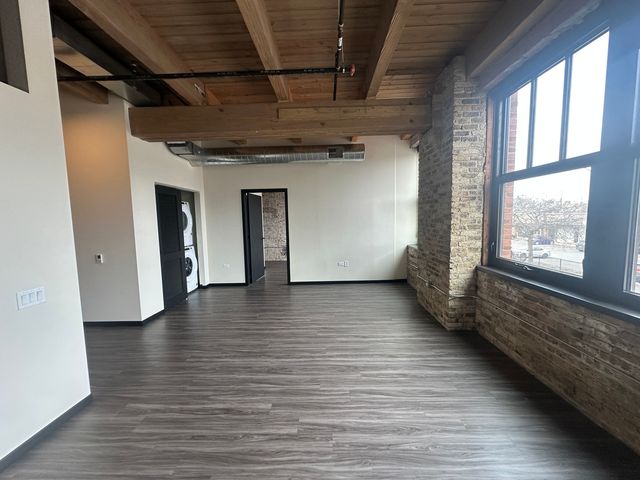 2032 N Clybourn Avenue 301, Chicago, IL 60614