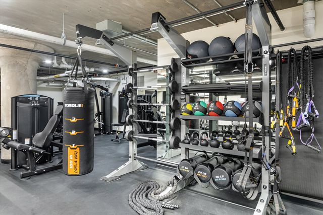 2032 N Clybourn Avenue 301, Chicago, IL 60614