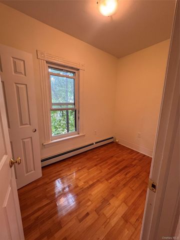 39 Avoca Street, Newburgh, NY 12550