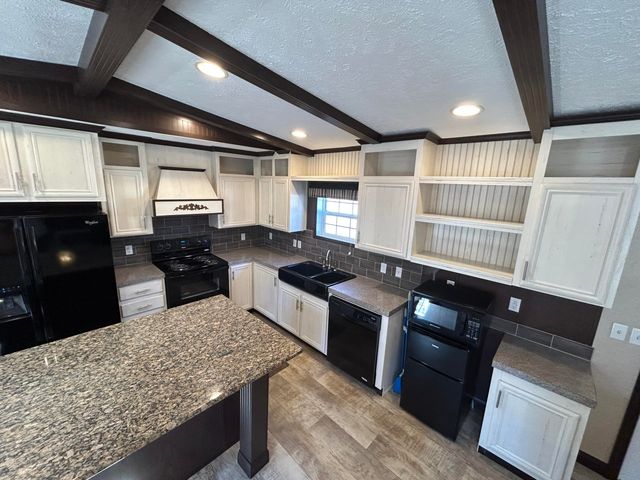 31320 Wildwood Drive, Afton, OK 74331