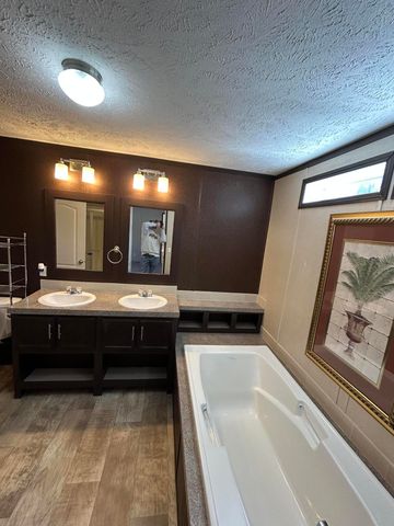 31320 Wildwood Drive, Afton, OK 74331